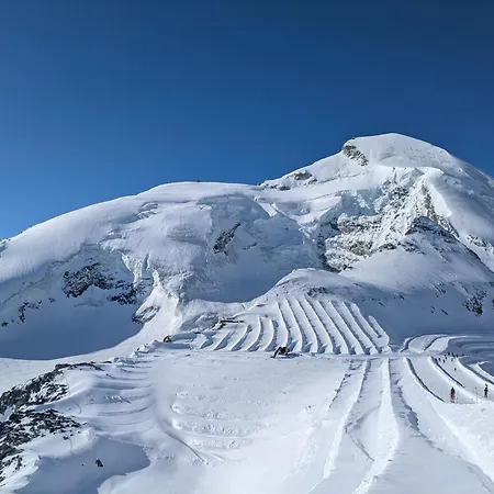 Alpina Peaks Lägenhet *